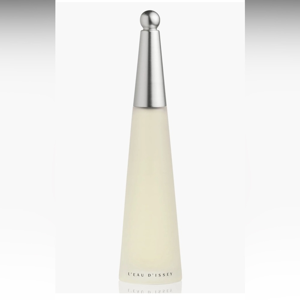 L'eau D'Issey by Issey Miyake EDT Perfume for Women 3.3 / 3.4 oz. Used lightly.